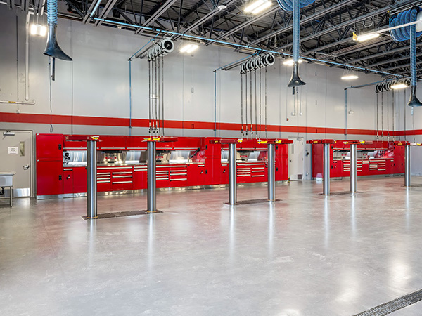 Dealership service room